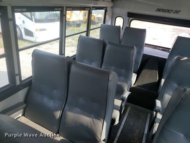 image for item IP9338 1998 Thomas  school bus