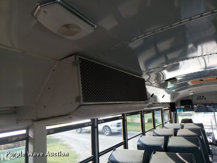 image for item IP9338 1998 Thomas  school bus