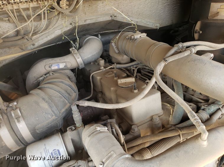 image for item IP9338 1998 Thomas  school bus