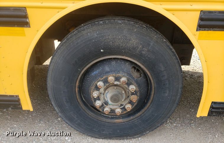 image for item IP9338 1998 Thomas  school bus