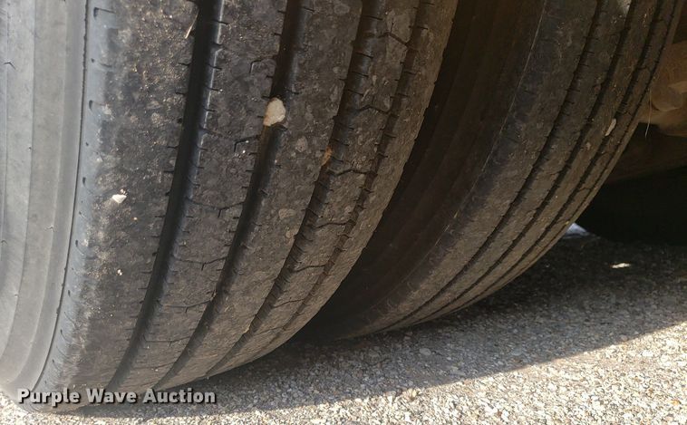 image for item IP9338 1998 Thomas  school bus