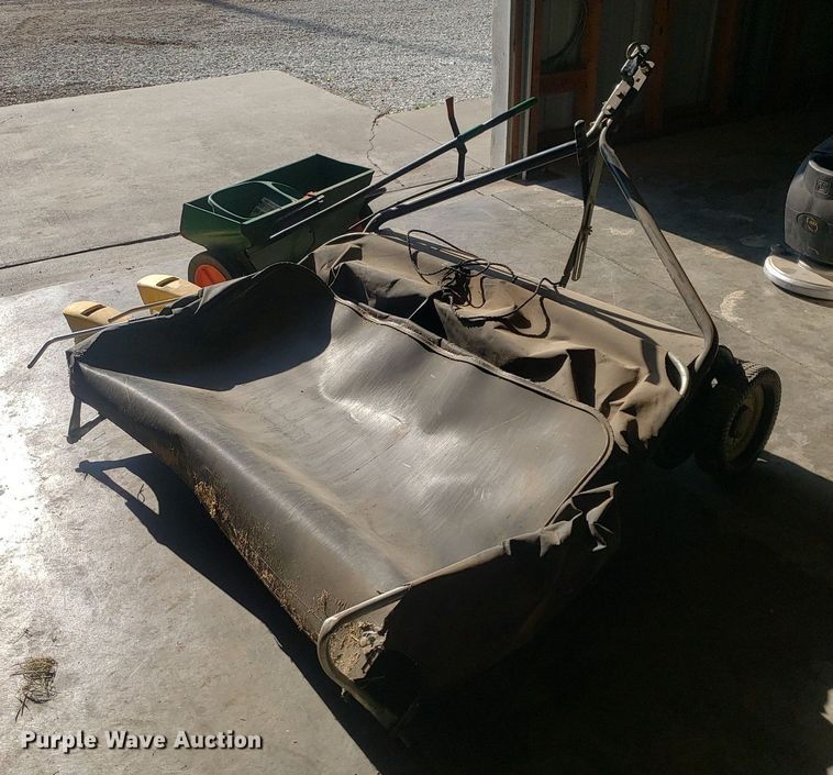 image for item IP9362 Lawn equipment