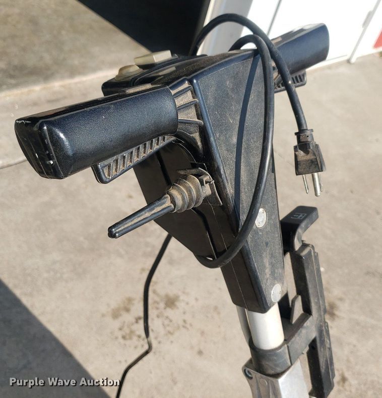 image for item IP9365 NSS Wrangler 1503 AB  floor scrubber