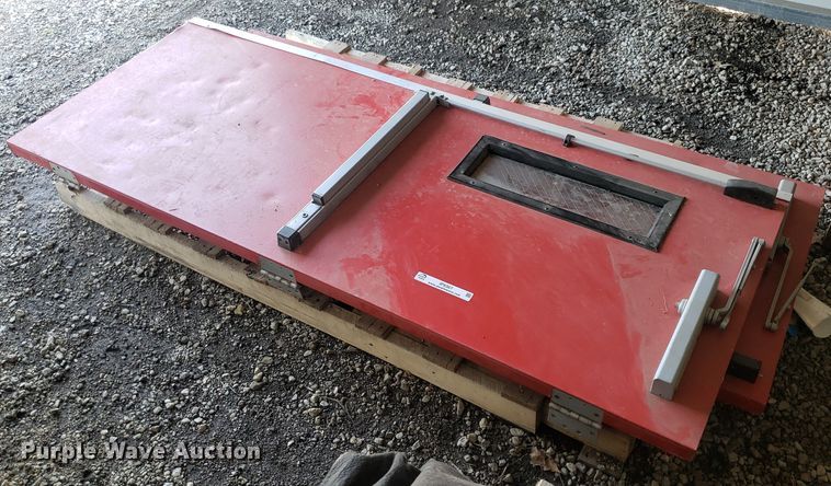 image for item IP9367 (2) 83" x 32" steel doors