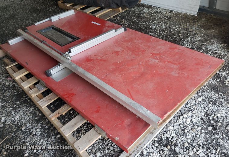 image for item IP9367 (2) 83" x 32" steel doors