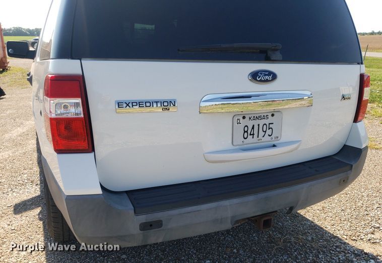 image for item IP9369 2010 Ford Expedition  SUV