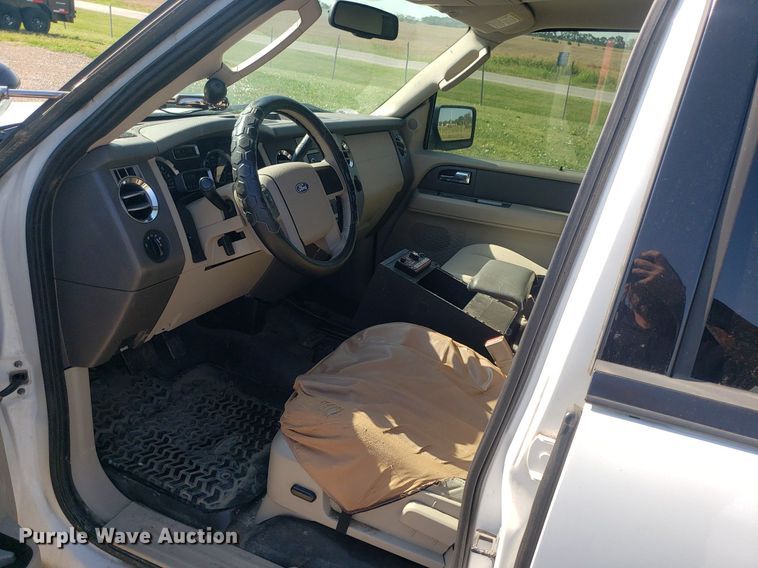 image for item IP9369 2010 Ford Expedition  SUV