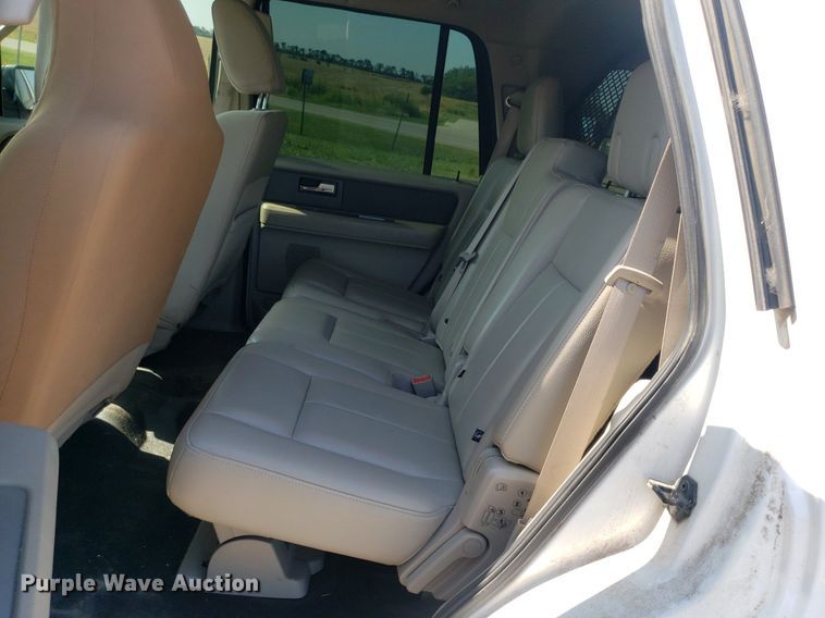 image for item IP9369 2010 Ford Expedition  SUV