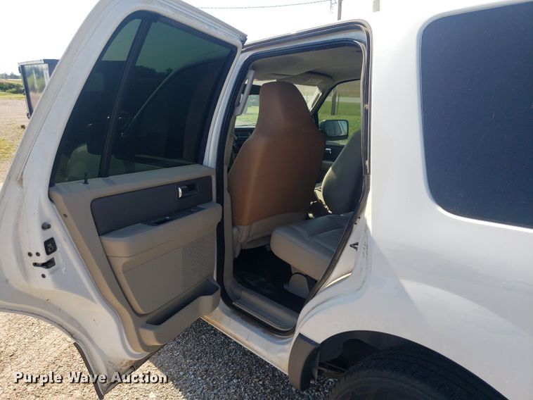 image for item IP9369 2010 Ford Expedition  SUV