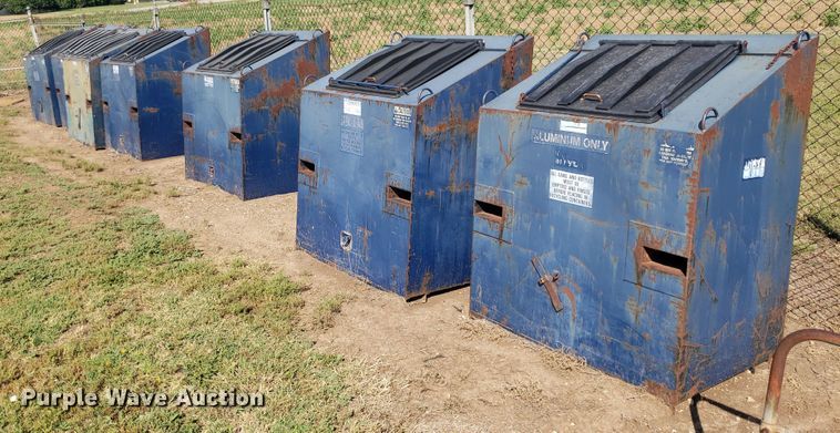 image for item IP9370 (7) dumpsters
