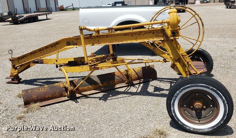 image for item IP9377 Pull type scraper