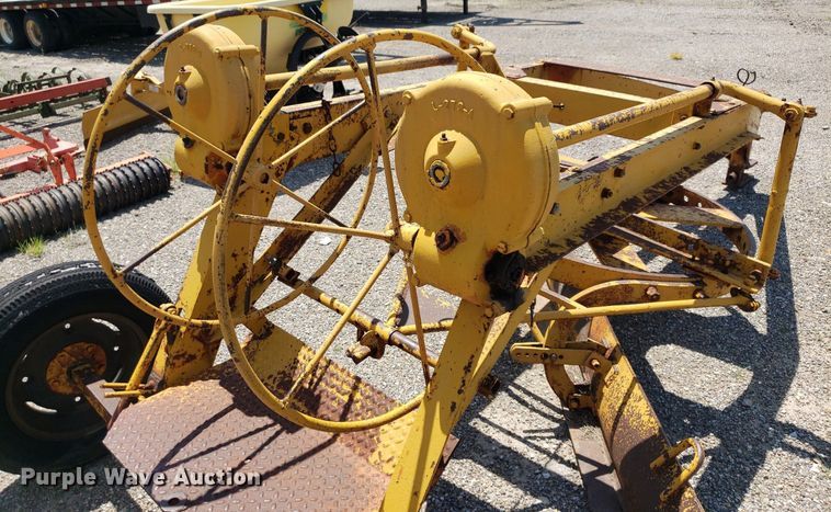 image for item IP9377 Pull type scraper