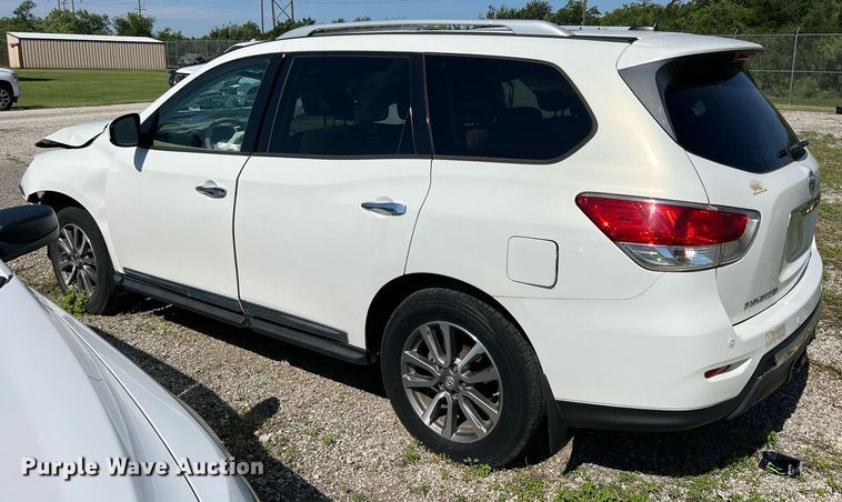 image for item IR9250 2013 Nissan Pathfinder  SUV