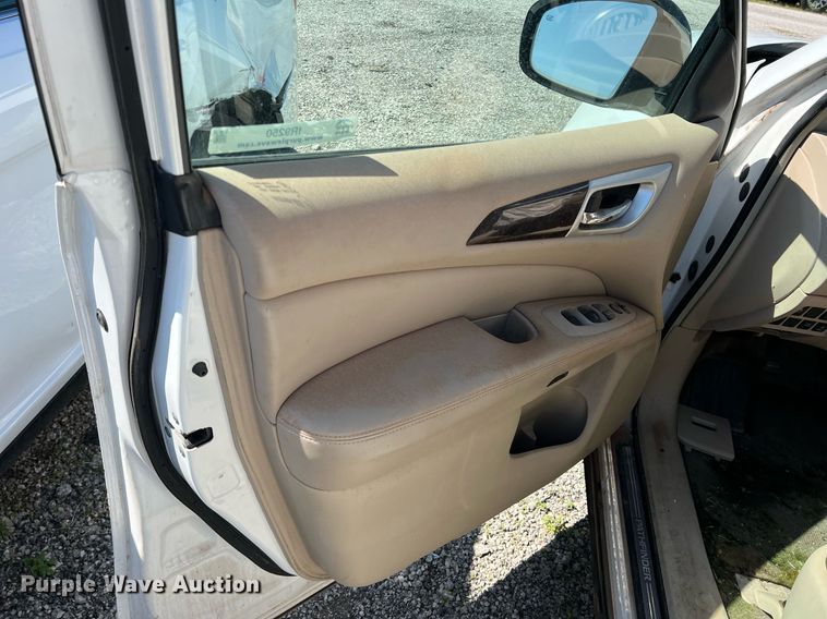 image for item IR9250 2013 Nissan Pathfinder  SUV