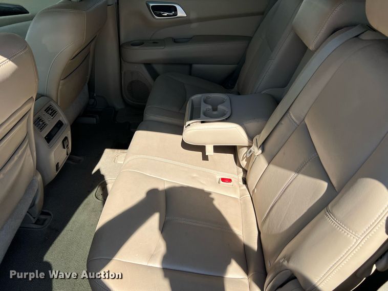 image for item IR9250 2013 Nissan Pathfinder  SUV