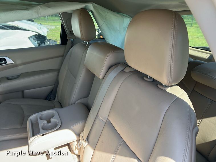 image for item IR9250 2013 Nissan Pathfinder  SUV