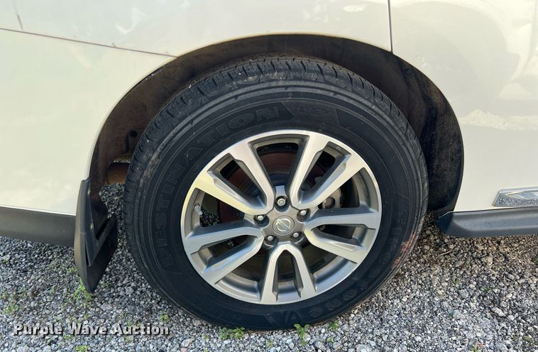 image for item IR9250 2013 Nissan Pathfinder  SUV