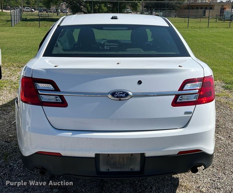 image for item IR9252 2019 Ford Taurus Police Interceptor