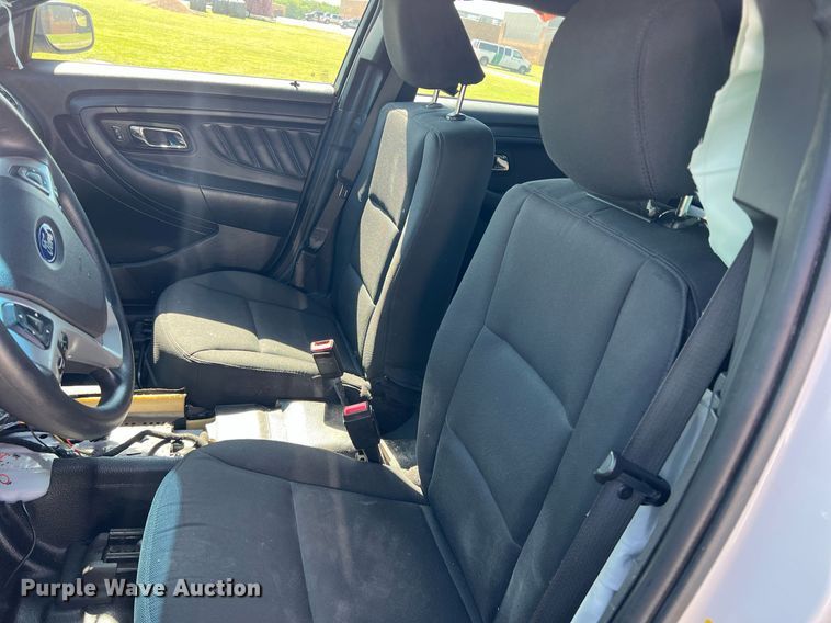 image for item IR9252 2019 Ford Taurus Police Interceptor