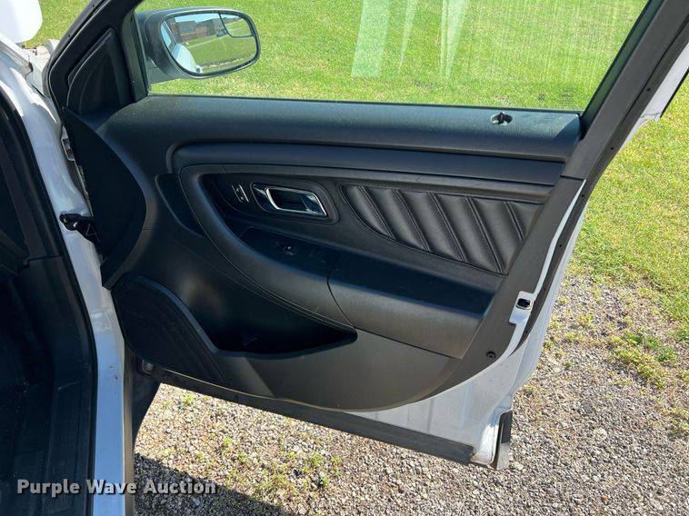 image for item IR9252 2019 Ford Taurus Police Interceptor