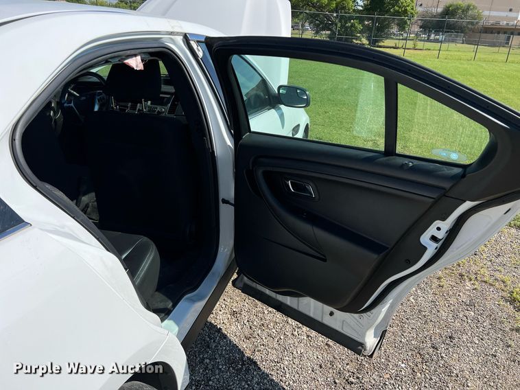 image for item IR9252 2019 Ford Taurus Police Interceptor