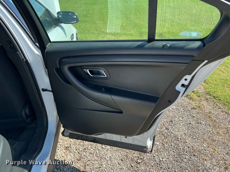 image for item IR9252 2019 Ford Taurus Police Interceptor