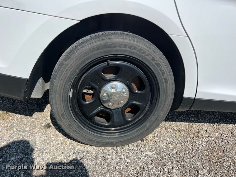 image for item IR9252 2019 Ford Taurus Police Interceptor