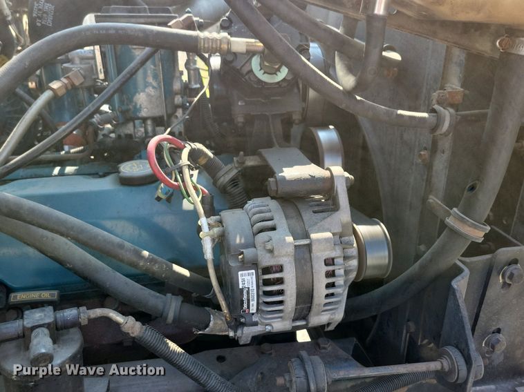 image for item JO9229 1998 International 4700  box truck