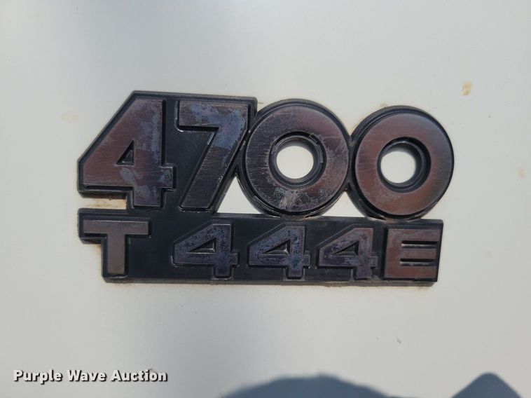 image for item JO9229 1998 International 4700  box truck