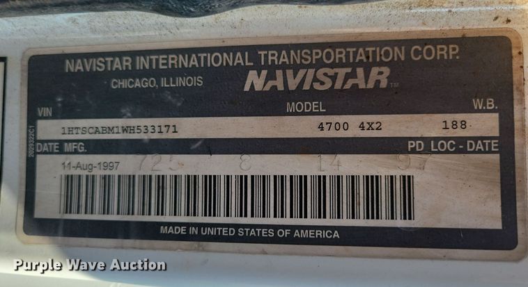 image for item JO9229 1998 International 4700  box truck