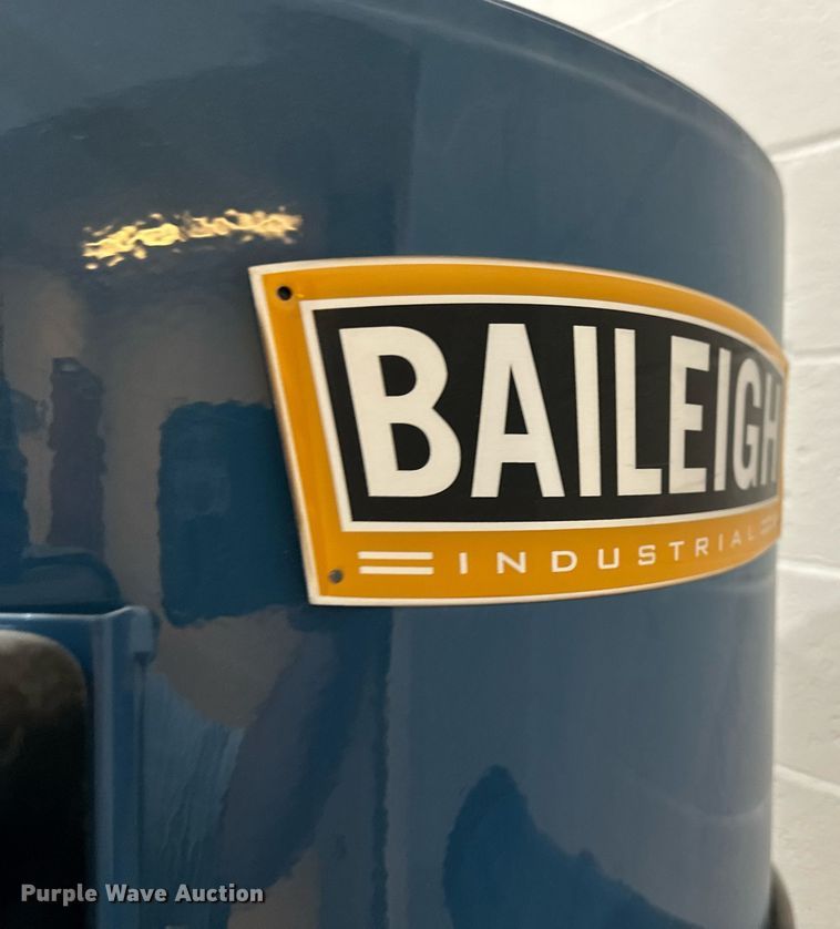 image for item JX9031 Baileigh Industrial DC-2100C  dust collector