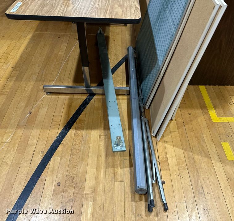 image for item JX9034 Office supplies and equipment