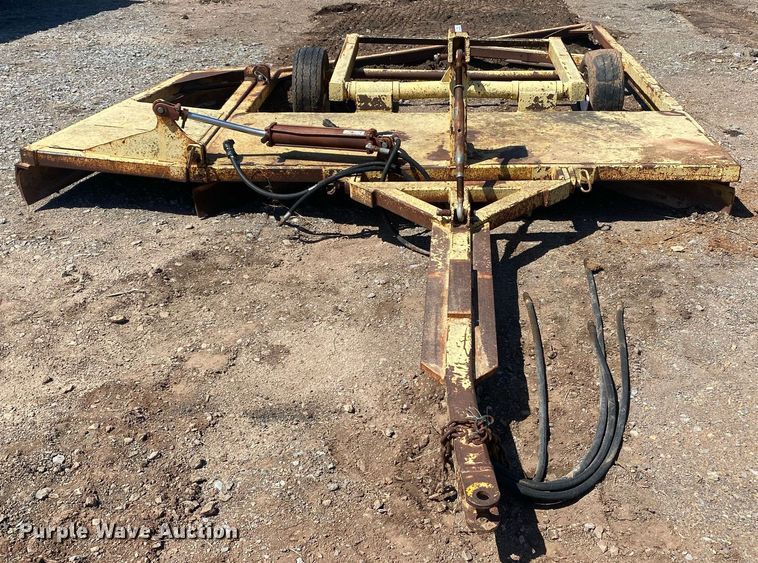 image for item KV9584 Road maintainer