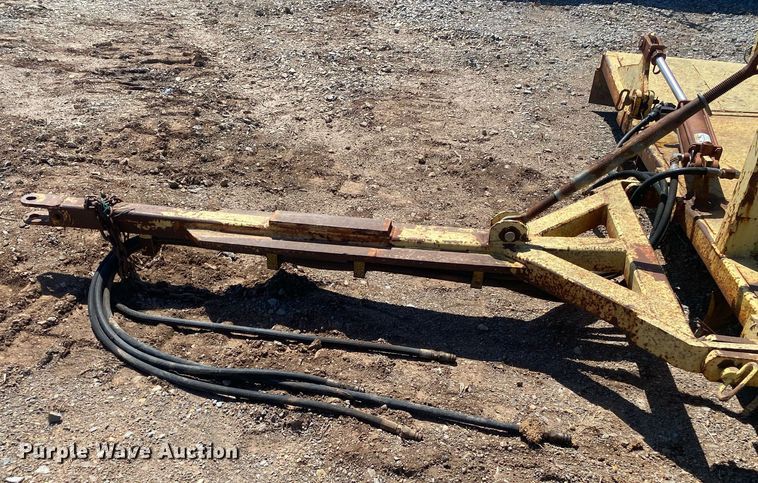 image for item KV9584 Road maintainer