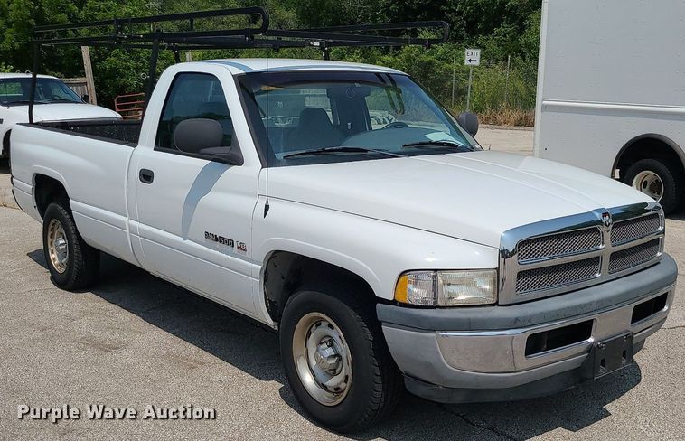 image for item LE9209 1999 Dodge Ram 1500  pickup truck