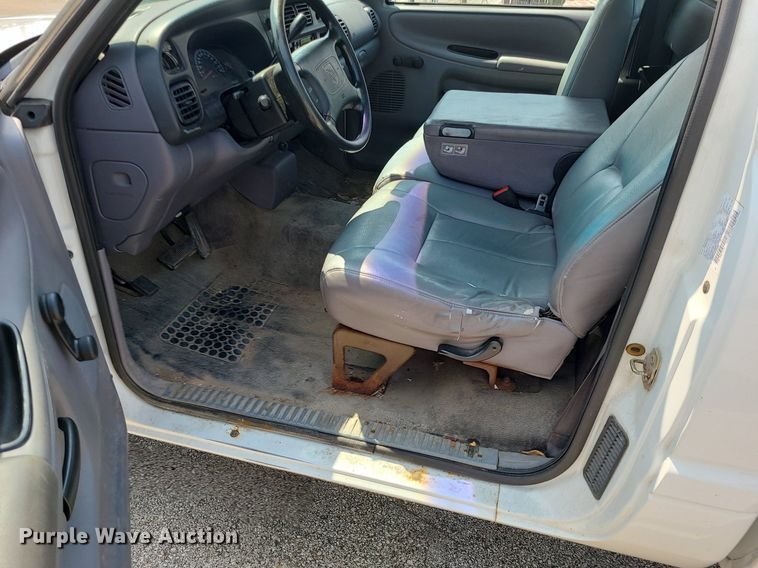 image for item LE9209 1999 Dodge Ram 1500  pickup truck