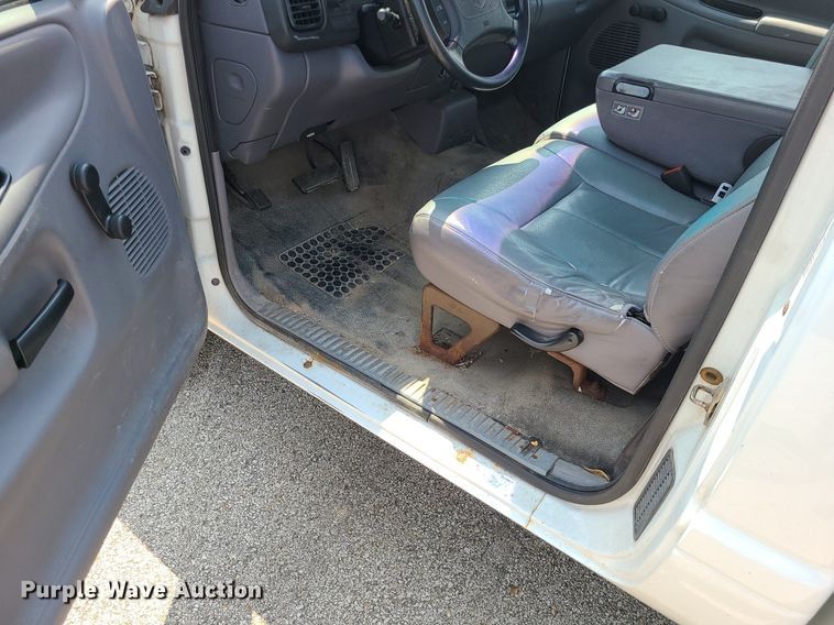 image for item LE9209 1999 Dodge Ram 1500  pickup truck