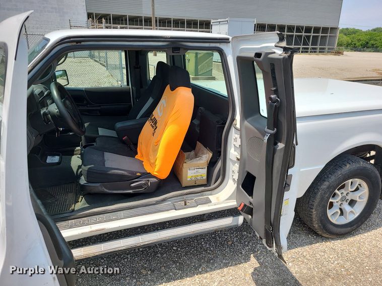 image for item LE9211 2007 Ford Ranger  SuperCab pickup truck