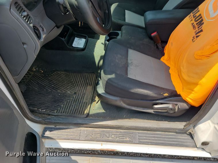 image for item LE9211 2007 Ford Ranger  SuperCab pickup truck