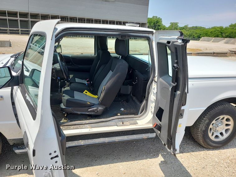 image for item LE9212 2011 Ford Ranger  SuperCab pickup truck