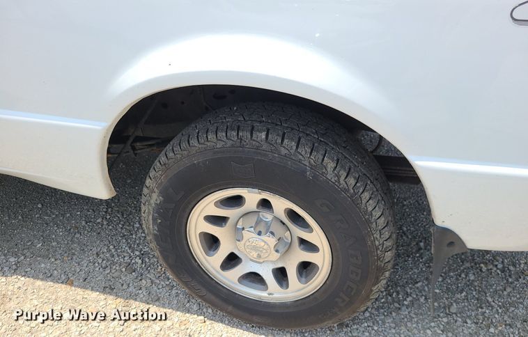 image for item LE9212 2011 Ford Ranger  SuperCab pickup truck