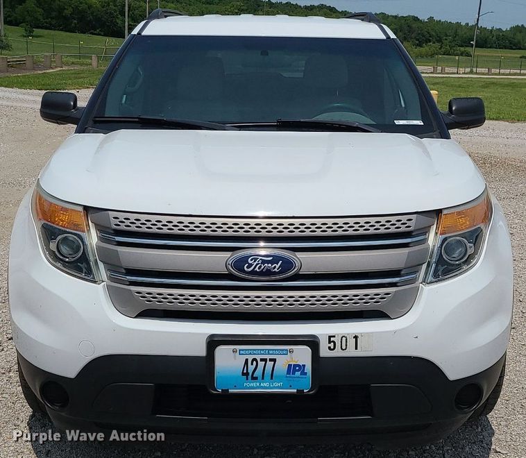 image for item LE9213 2015 Ford Explorer  SUV