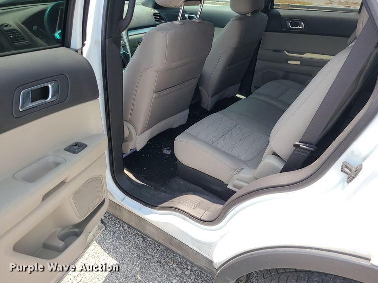 image for item LE9213 2015 Ford Explorer  SUV