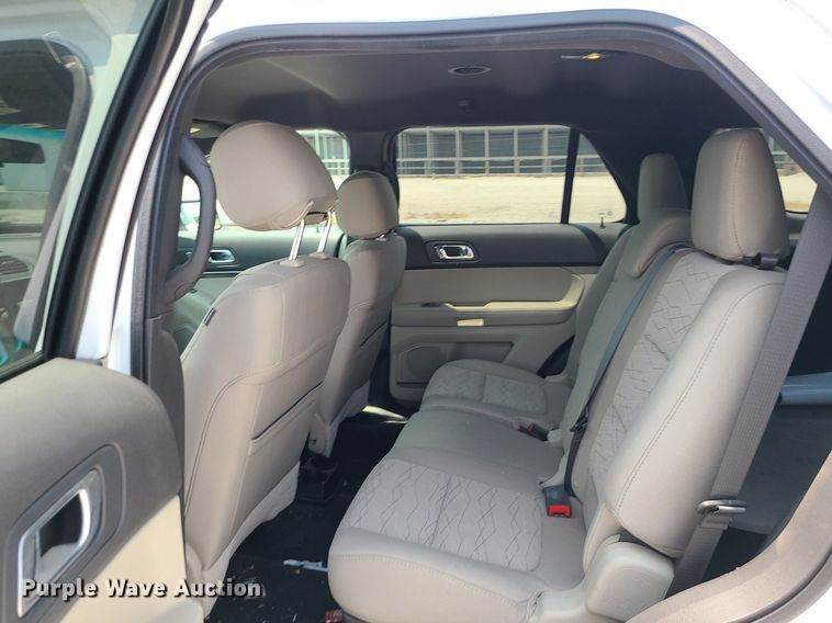 image for item LE9213 2015 Ford Explorer  SUV