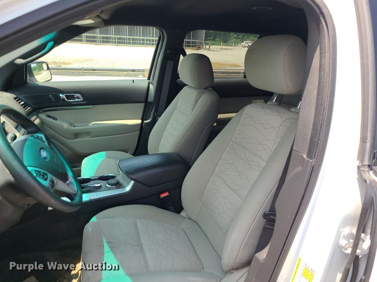 image for item LE9213 2015 Ford Explorer  SUV