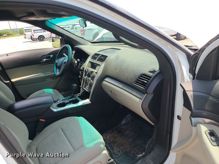 image for item LE9213 2015 Ford Explorer  SUV