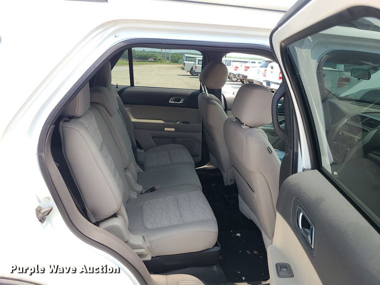 image for item LE9213 2015 Ford Explorer  SUV