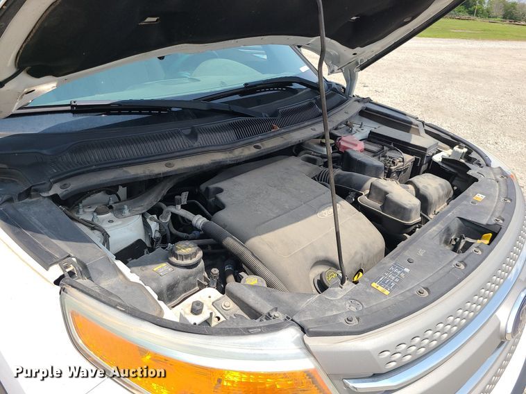 image for item LE9213 2015 Ford Explorer  SUV