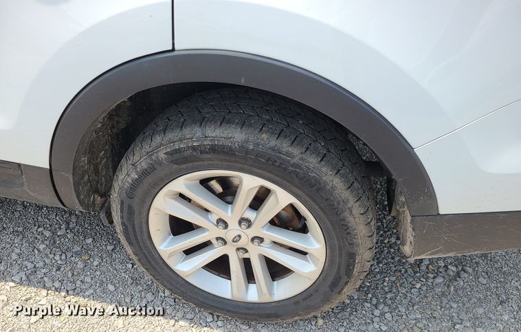 image for item LE9213 2015 Ford Explorer  SUV