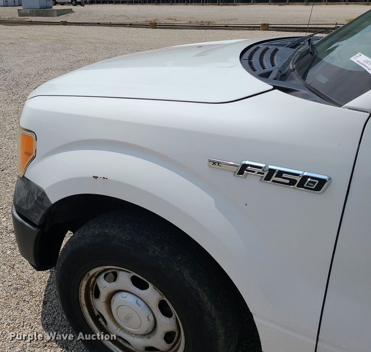 image for item LE9215 2011 Ford F150  pickup truck